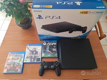 Ps4 Slim perfette condizioni+Controller+3 Giochi