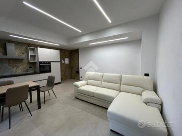 2 LOCALI A SPINONE AL LAGO