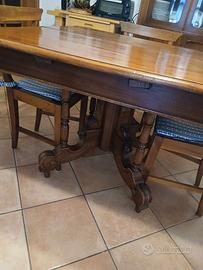 Tavolo antiquariato