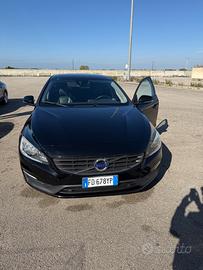 Volvo V60 2.0 D3 Automatico – Euro 6B