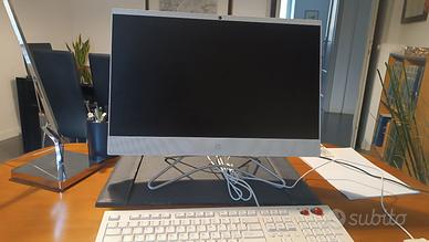 Computer HP All in one - display 23,8