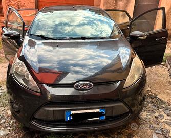 Ford Fiesta - CONSUMI BASSISSIMI - NEOPATENTATI OK