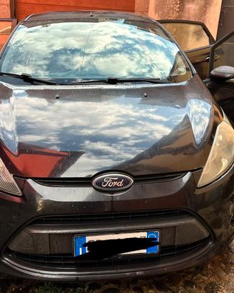 Ford Fiesta - CONSUMI BASSISSIMI - NEOPATENTATI OK