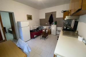 2 LOCALI COMPLETAMENTE DA RISTRUTTURARE A OSIO SOT