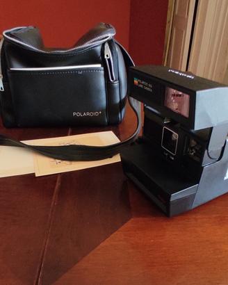 Polaroid 640 con custodia originale 