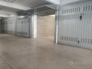 Box auto Rho stazione