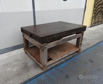 Banco da lavoro vintage in ghisa