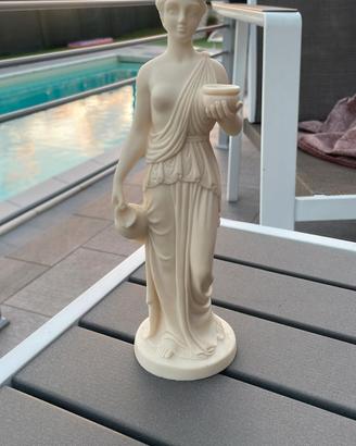 Statua di Hebe 