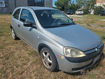 Opel Corsa 1.2i 16V cat 3 porte Sport