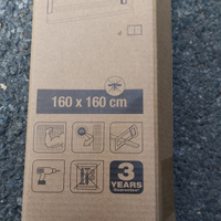 Ranzariera avvolgibile bianca finestra