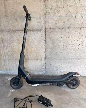 Monopattino Nilox Doc Pro