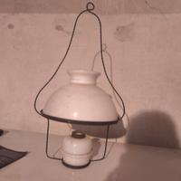 lampada a petrolio antica