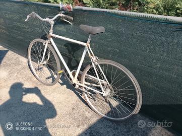 Bicicletta Bianchi con cambio Shimano 