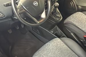 Lancia y ecochic