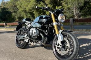 BMW  R nine T