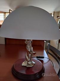 Lampada in radica di noce laccata argento