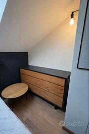 Cassettiera in rovere con top antracite