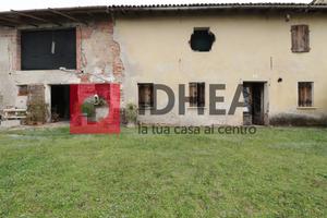 PORZIONE DI RUSTICO DA RISTRUTTURARE RIF. FGP1