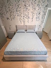 Camera matrimoniale completa con letto contenitore