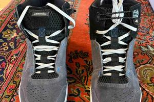 Scarpe moto Alpinestars