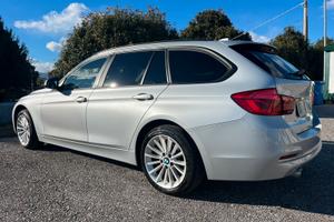 BMW 318d Touring automatico