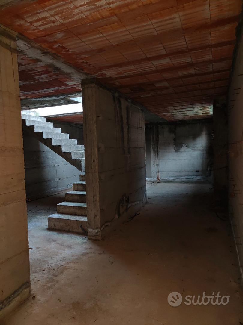 Terreno con seminterrato gia' edificato - Vista 4