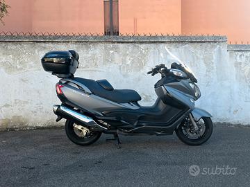 Suzuki Burgman  650 executive ABS