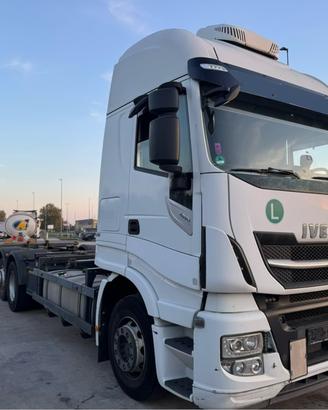 AUTOCARRO 3 ASSI IVECO STRALIS 480