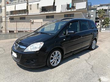 Opel Zafira 1.9 CDTI COSMO 7 POSTI