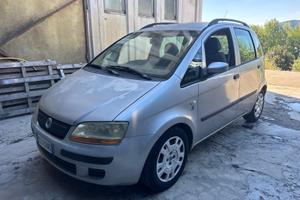 Fiat Idea 1.4 16V BlackEnergy