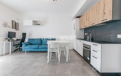 BILOCALE DI RECENTE COSTRUZIONE CON AMPIO BALCONE,