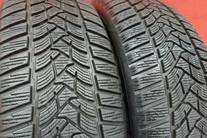215 60 16 Gomme Invernali 90% Dunlop 215 60R16