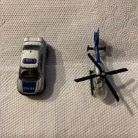 Macchina e elicottero della polizzia giocattolo