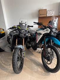 CF Moto MT 450