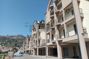 Locale Commerciale - Enna