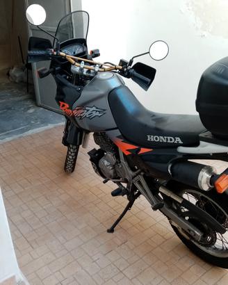 Honda Dominator 650 cc anno 1998 
