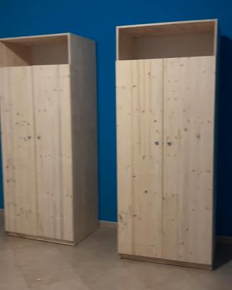 11 armadi e 11 letti singoli 