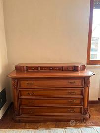 Comò classico in legno intarsiato con alzatina