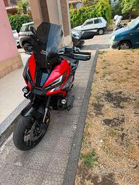 Honda X adv 750