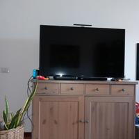 mobile Ikea linea Hemnes color legno