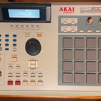Akai MPC 2000 XL con scheda SingleOut e 32MB RAM