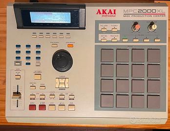 Akai MPC 2000 XL con scheda SingleOut e 32MB RAM