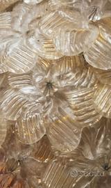 prezioso lampadario fiori e scaglie d'oro