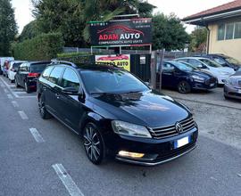 VOLKSWAGEN Passat Var. 2.0 TDI Highline BlueM.Te