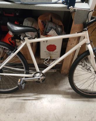 bicicletta MTB rimessa a nuovo