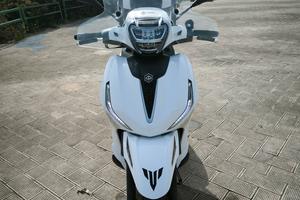 Piaggio Beverly 400 hpe