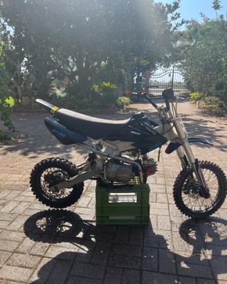 Pit bike 125