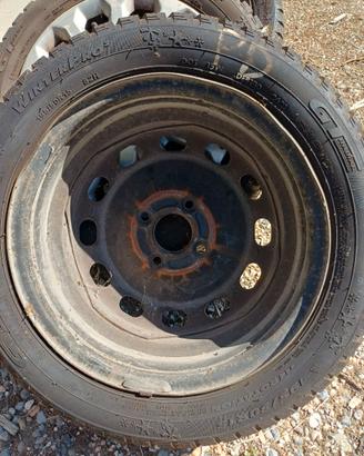 Gomme invernali e cerchi ford fiesta