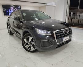 AUDI Q2 30 TDI S tronic Identity Black