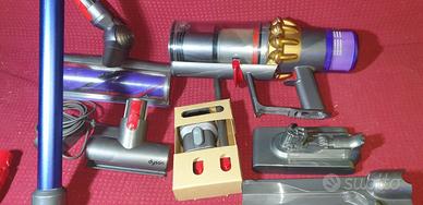 Dyson ♻️ v15 kit dook station ✅ no v10 v12 v16